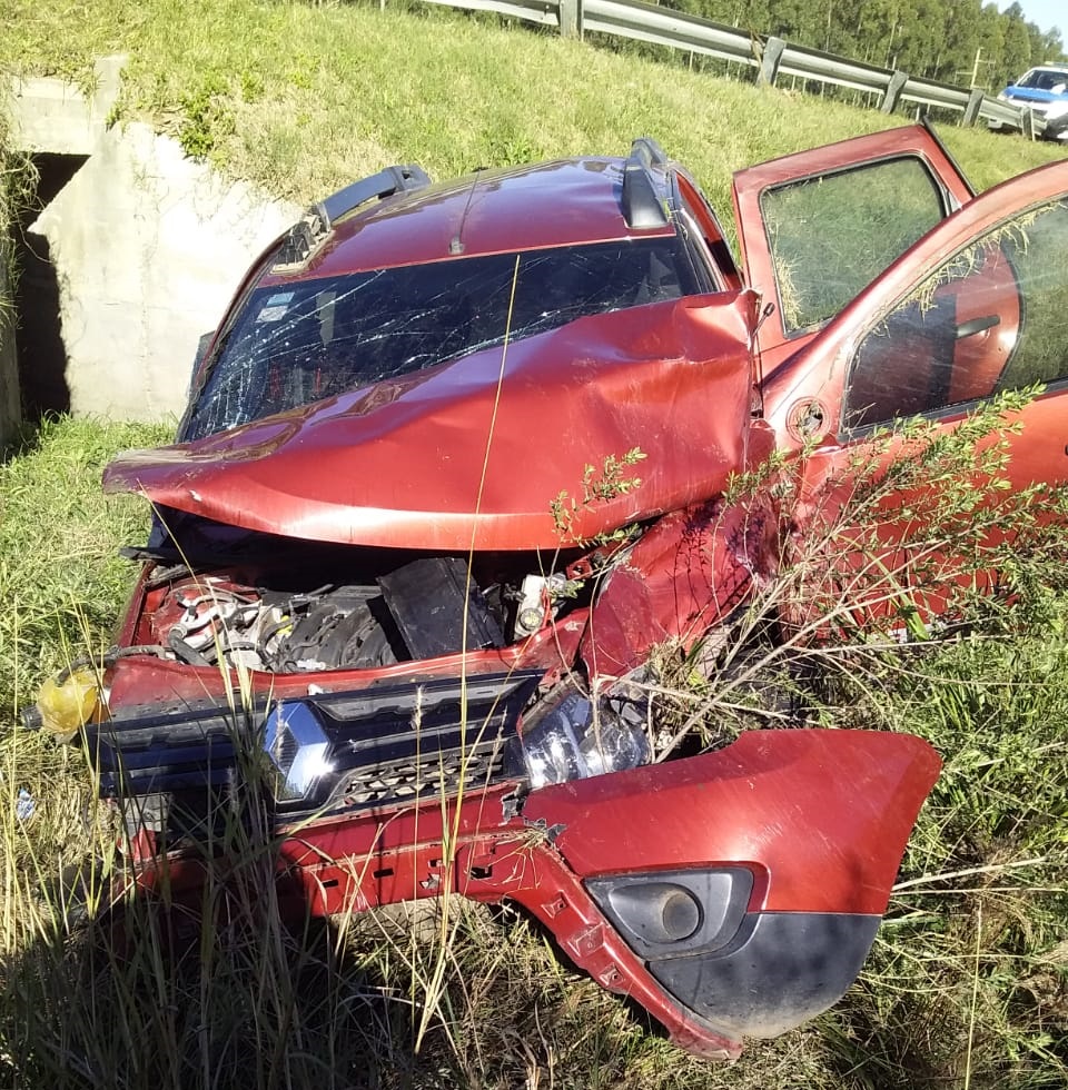 Autov A Accidente De Tr Nsito Despisto Y Choc Contra El Guardarra L