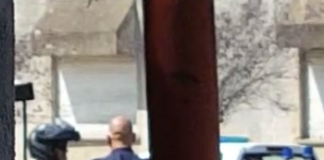 FAMILIARES DEL REDUCIDO HOY POR LA POLICIA EN EL BVARD IRIGOYEN, ASEGURAN QUE FUE ABUSO DE AUTORIDAD