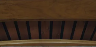 San José : La policía recupero un celular que iba ser enviado por encomienda