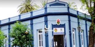 Dos jóvenes fueron trasladados a Jefatura de Policía por el supuesto delito de robo en grado de tentativa