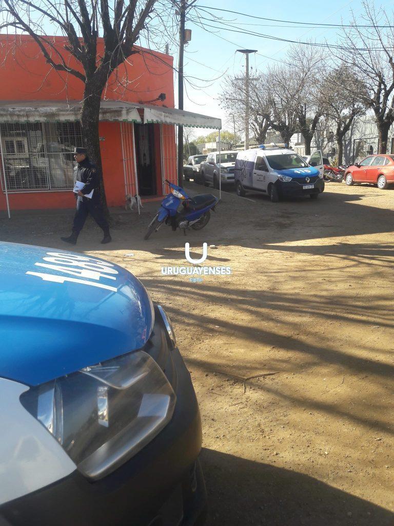 San José: Vecinos redujeron a un uruguayense que quiso asaltar un Maxi kiosco