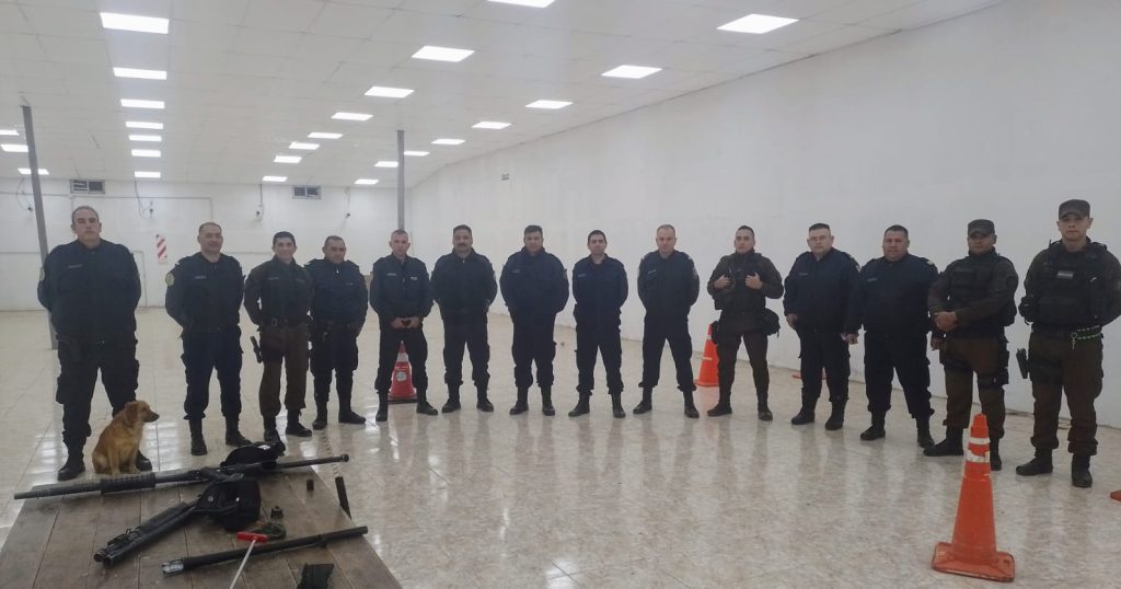 Capacitación del personal policial del Departamento Colón