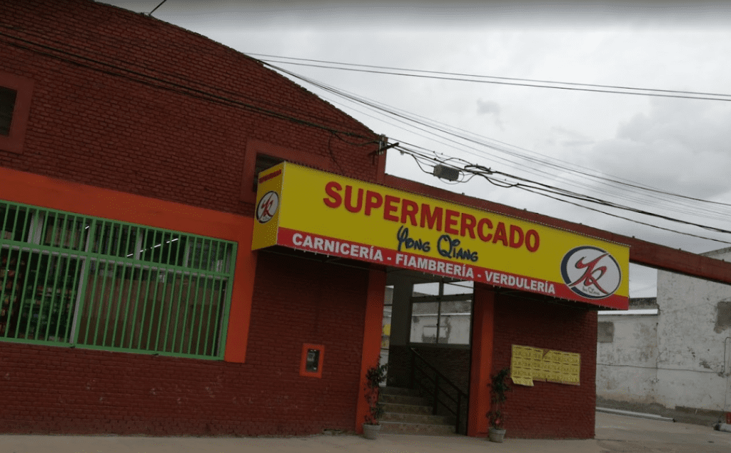 Una persona en estado de ebriedad fue detenido en un Supermercado