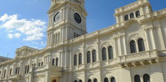 El gobierno anunció el cronograma de pago a la administración pública