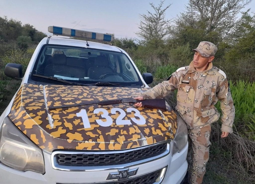 Operativos en zona Rural Rincón del Gato – Identifican a cazadores con perros y secuestran un arma de fuego