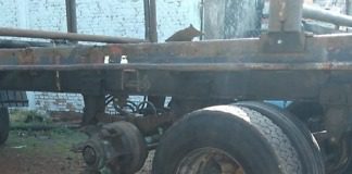 Un camionero sufrió heridas graves al explotarle una rueda en el rostro