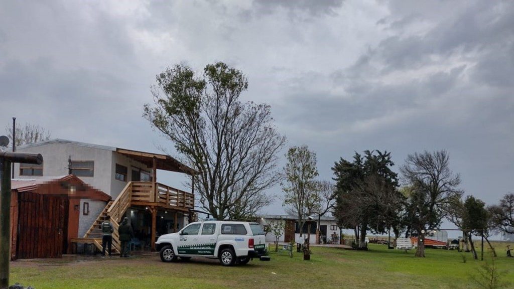 Desbaratan una secta religiosa que explotaba a sus víctimas en un campo