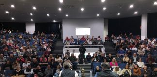 Con la presencia de Lauritto y el Intendente Oliva, Urribarri presentó el libro de Néstor Kirchner