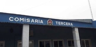 Detuvieron a un hombre que golpeaba a su pareja en la calle