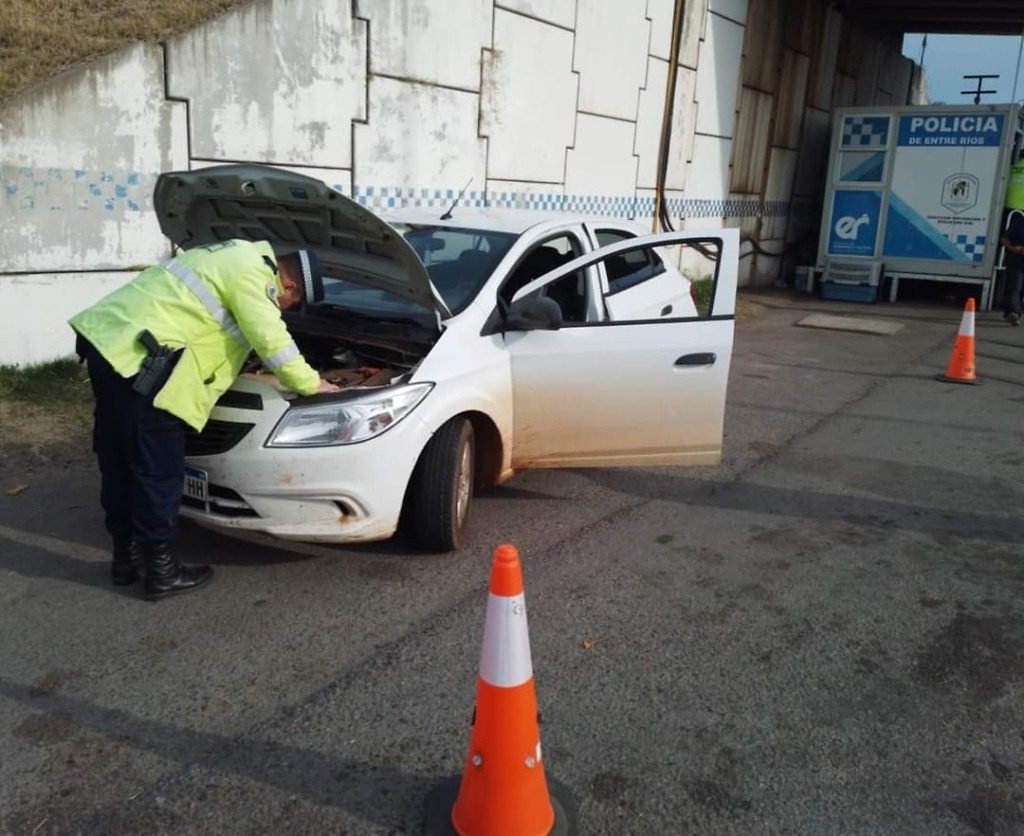 Puesto Caminero Gualeguaychú: Secuestran un vehículo con cédula apócrifa