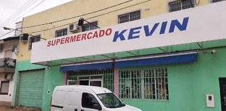 Mechera sorprendida por llevarse mercadería en su mochila