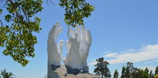 Ponen en valor el Monumento a la República situado en el parque La Salamanca