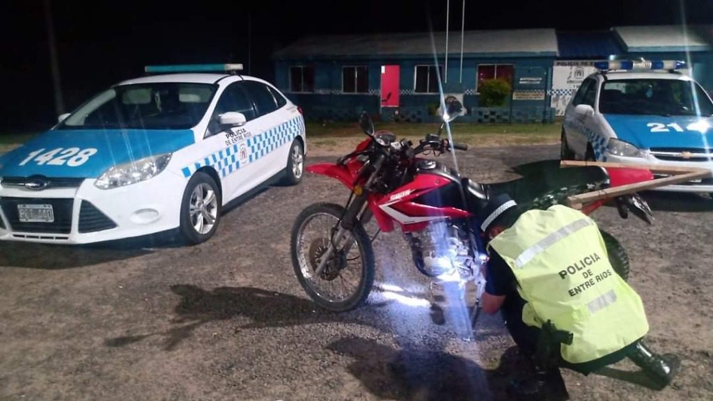 Puesto Caminero secuestro una moto con pedido de secuestro