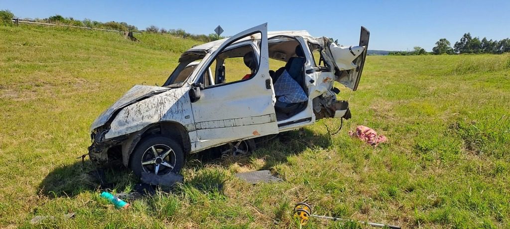 Ubajay: Despiste y vuelco en la autovía