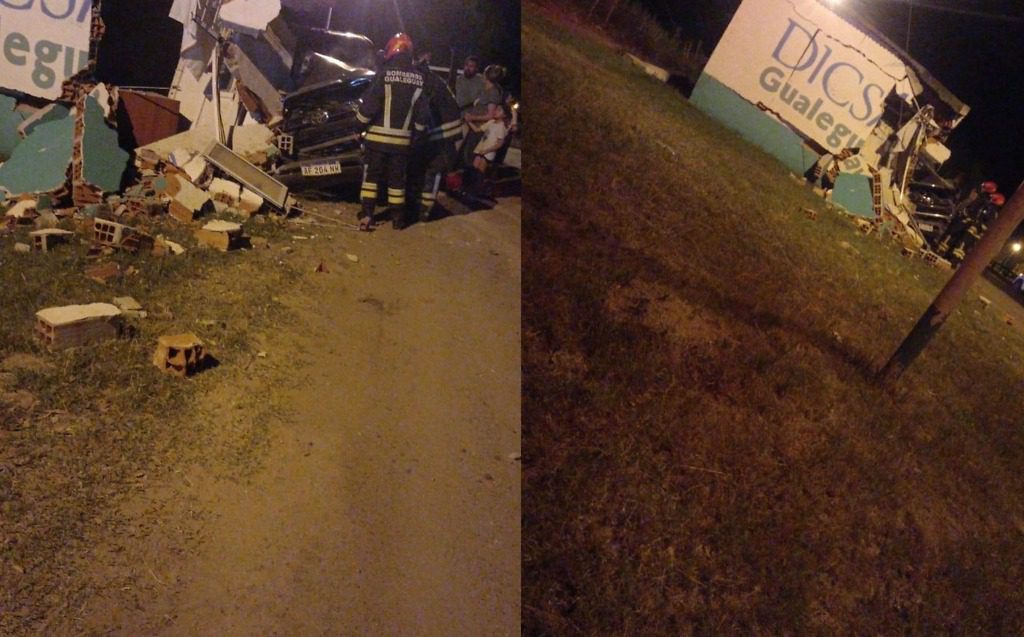 Una camioneta se incrusto en una garita en Ruta 12