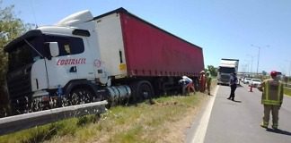 Tras un desperfecto mecánico un camión despistó en RN12