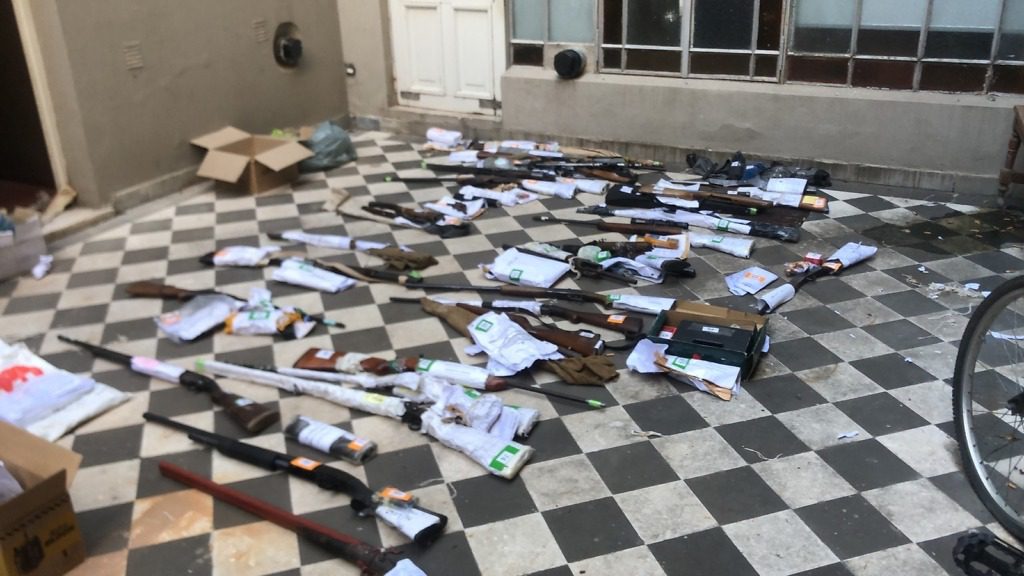 Trasladan gran cantidad de armas para su posterior destrucción