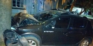 San José: Ocupantes de un auto resultaron con lesiones luego de chocar contra un árbol