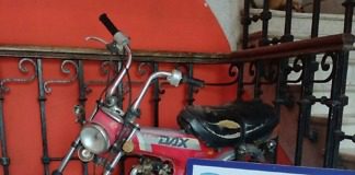 Personal policial recuperan moto sustraída