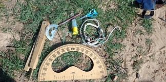 En flagrancia: Ingresaron a una escuela y tenían en su poder elementos escolares