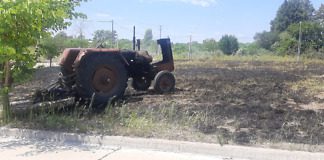 Trabajaba en su tractor, sufrió un desperfecto mecánico y se le incendio