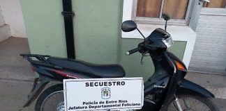 Fue a reparar la rueda de su moto y el gomero se la robó