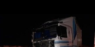 Choque de camiones en la Autovía Artigas