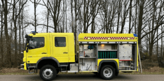 La Asociación amigos de Bomberos adquirió una nueva Autobomba