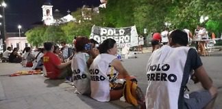 Piqueteros acamparon y pasaron la noche en todo el país contra el ajuste y los 160.000 despidos en el Potenciar Trabajo