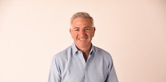 “Debemos abandonar la argentina donde trabajar y hacer las cosas bien, no asegura estar por encima de la línea de pobreza”