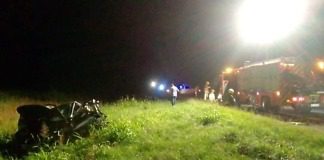 San José: Violento choque entre un micro y un auto