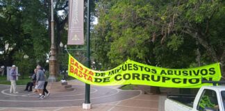 Se realizó la volanteada contra el Tarifazo de Enersa