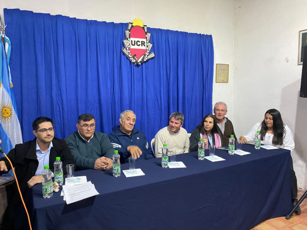 Asumieron las nuevas autoridades de la unión cívica radical del departamento Uruguay