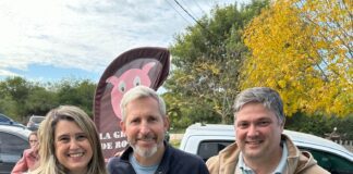 Steren recorrió el Barrio 150 Viviendas junto a Rogelio Frigerio