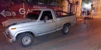 Un fallecido en un choque entre una motocicleta y una camioneta