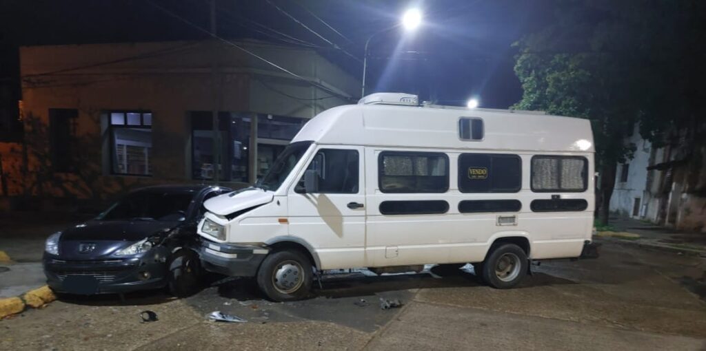 Accidentes de tránsito, ambos con lesiones leves