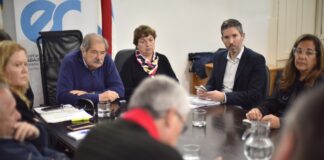 El gobierno y los gremios docentes acordaron un nuevo aumento del 20 por ciento