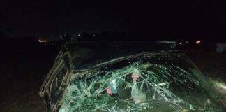 Una joven protagonizó un vuelco, dando varios tumbos