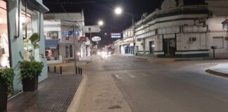 Detuvieron a una mechera al intentar sustraer prendas de vestir de un comercio