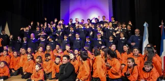 Se vivieron momentos de emoción ante la presencia del “Coro de Niños de Paris”