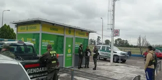 Gualeguaychú: Gendarmería Nacional allanó un puesto de cambio de monedas ubicado en CARREFOUR