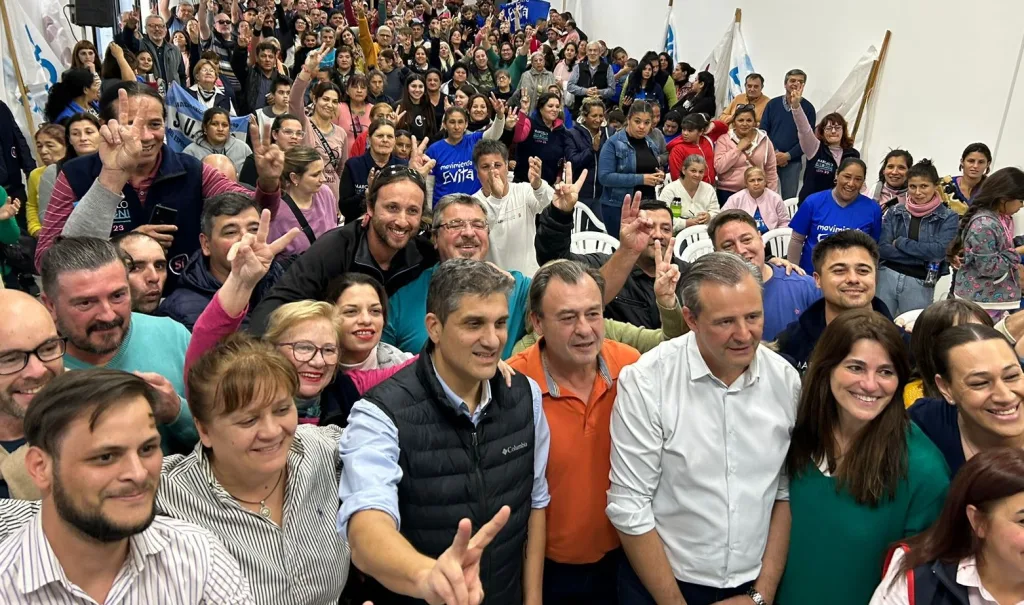 La militancia de Bisogni le puso calor a la llegada de Adán Bahl a Concepción del Uruguay