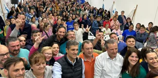 La militancia de Bisogni le puso calor a la llegada de Adán Bahl a Concepción del Uruguay