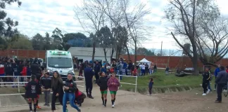 Un árbitro fue agredido por un ayudante de campo, en cancha de Rivadavia