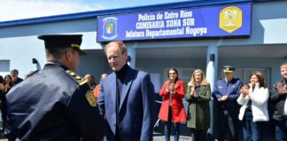 El gobernador Gustavo Bordet inauguró una nueva comisaría en la ciudad de Nogoyá
