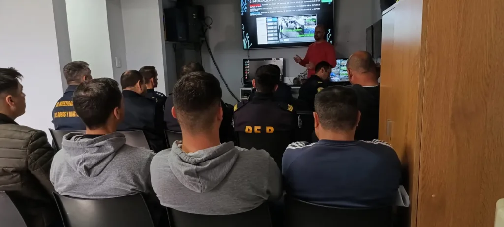 Colón: Capacitaron sobre el Sistema de lector de Patentes