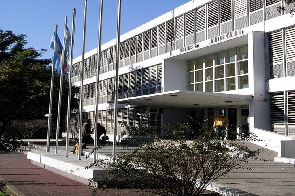 El STJ resolvió suspender a la jueza Josefina Etienot y se presentó una denuncia ante el Jurado de Enjuiciamiento  
