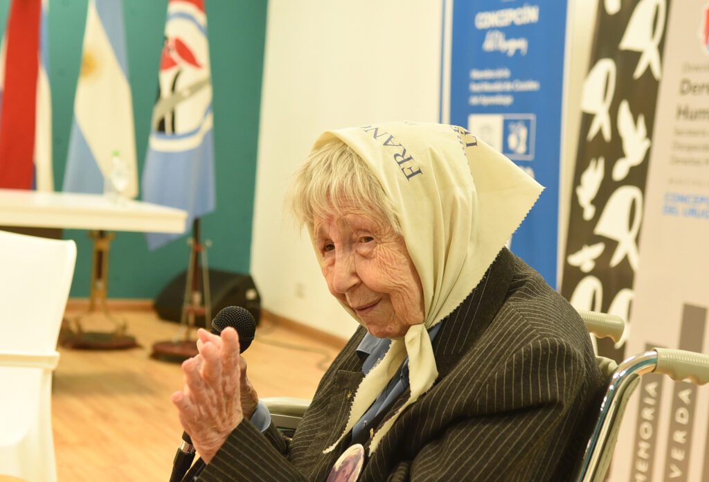 Vera Jarach: “Nadie me pidió perdón, y nunca lo harán. Los responsables necesitan ser juzgados, en un juicio justo”