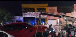 Secuestraron un vehículo y una moto por carecer de documentación