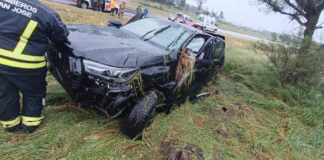 Una camioneta despistó en la Autovía Artigas